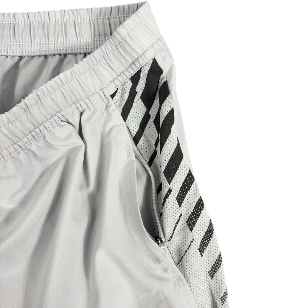 Gymshark Men's Grey Athletic Workout Running Shorts Size XXXL 3XL Mesh Panels - Picture 7 of 10